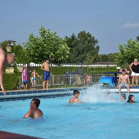 6-persoons Familielodge * Voorthuizen